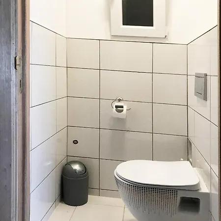 Centre