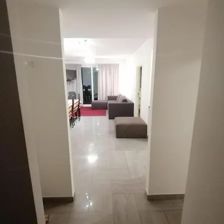Center Apartment