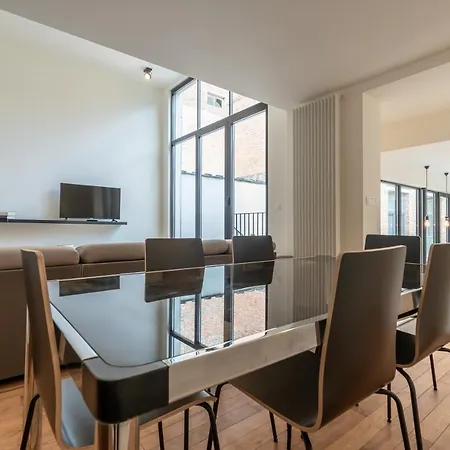 Spacious Flat In Ixelles 公寓 布鲁塞尔