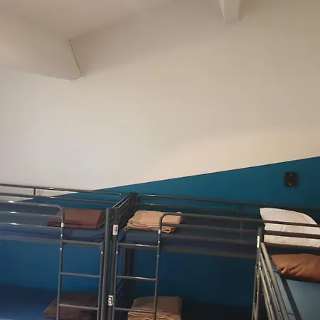 Hostel Gogh Youth Centre