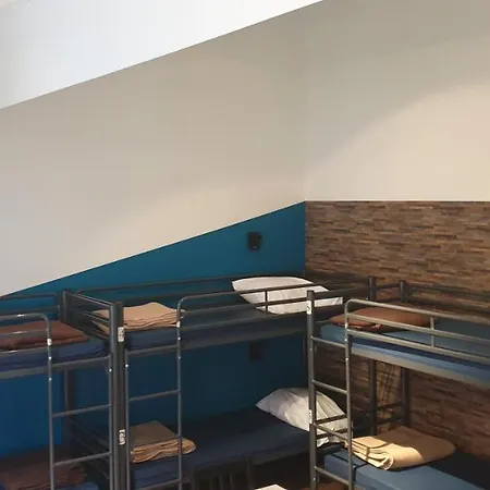 Hostel Gogh Youth Centre Brussels