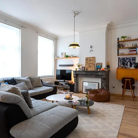 Wonderful Flat In The Center Of
