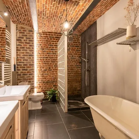 Oasis 2-bedroom Apartment Brussels