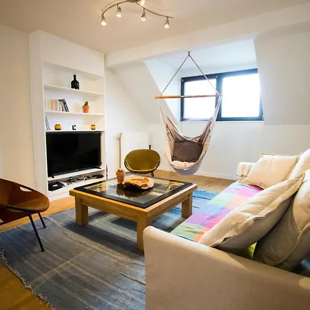 Appartement Charming Triplex Near Avenue Louise *
