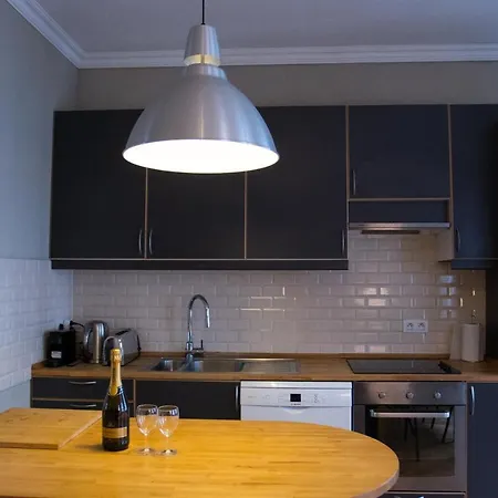 Appartement Charming Triplex Near Avenue Louise *