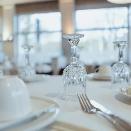 Le Centenaire Expo Hotel