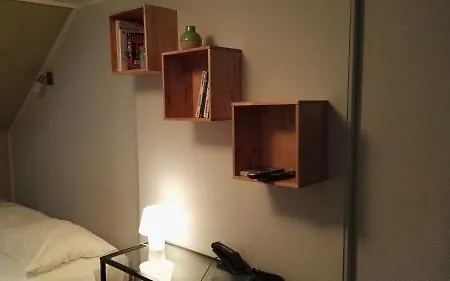 Les Ecrins 3* Bruksela