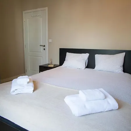 Charming Triplex Near Avenue Louise Lejlighed *