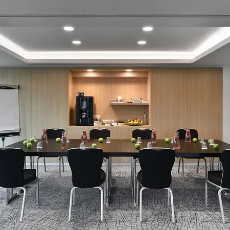 Hotel Park By Radisson Centre Midi Brussels