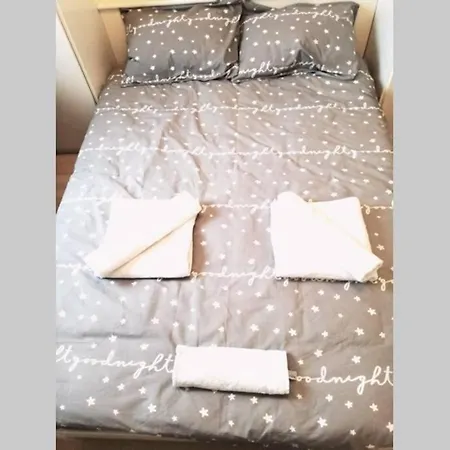 A Lovely And Cosy Nest In Central Brussels, Belgium 布鲁塞尔