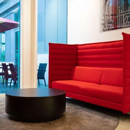 Hotel Park By Radisson Centre Midi 3*