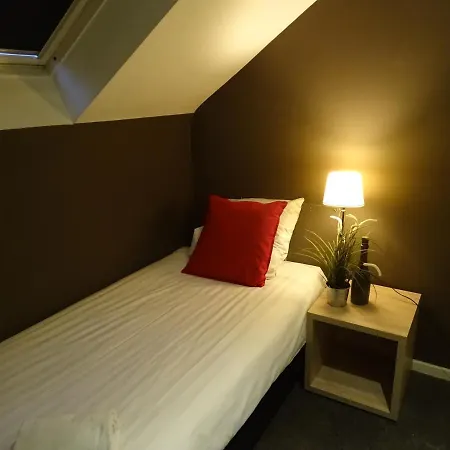 Apartment Budget Flats *