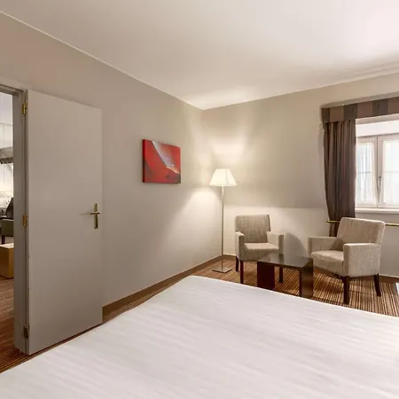 Nh カルフール ドゥ ルーロップ ブリュッセル