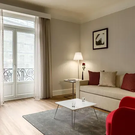 Nh Collection Centre Hotel
