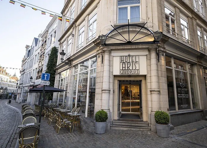 Aris Grand Place Hotel