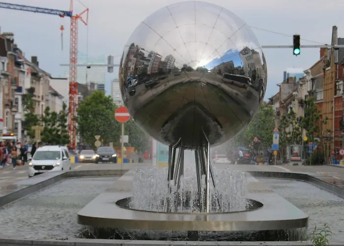 Les Iris Bed & Breakfast *