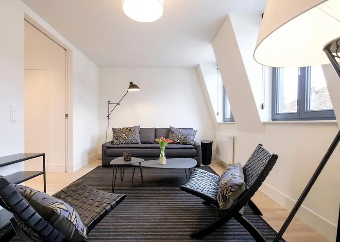 Fabulous In Chatelain Area