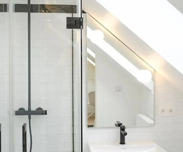 Fabulous In Chatelain Area Apartment Brüssel