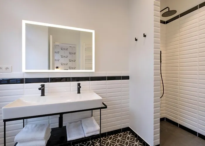 Fabulous In Chatelain Area Apartment Brüssel