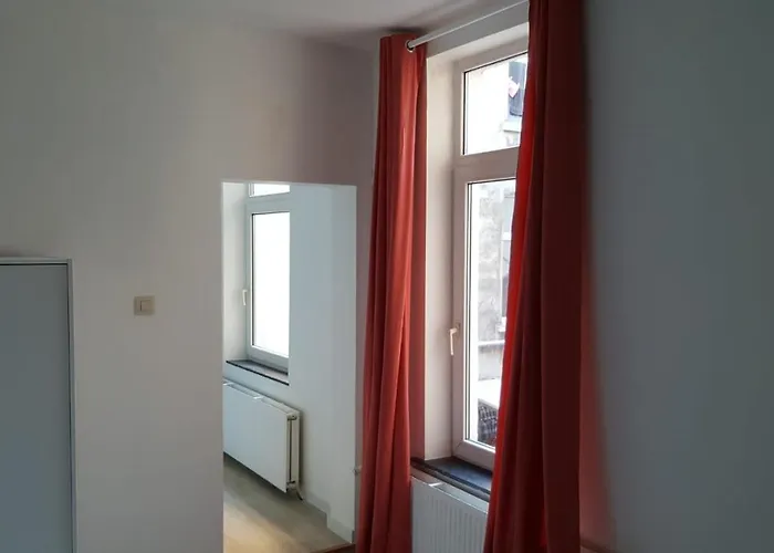 Central Yellow Apartment Lägenhet Bryssel