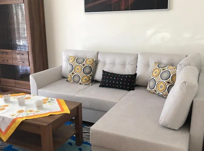 Chez Agnes Apartment *