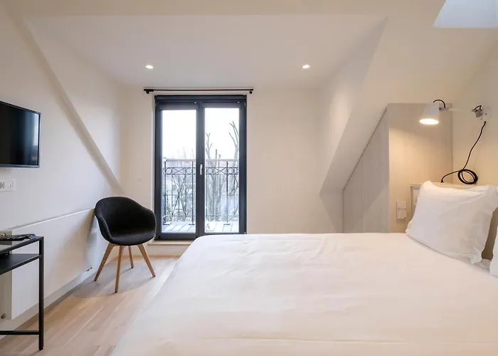 Fabulous In Chatelain Area