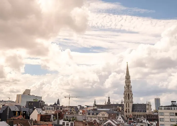 The Good Flats Apartment