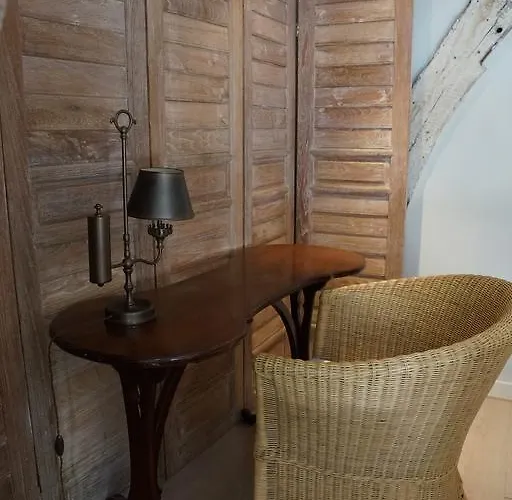 홈스테이 Rempart *