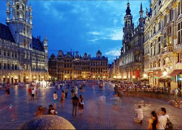 En Plein Coeur De Bruxelles. Superbe Duplex.a Voir! Brüssel