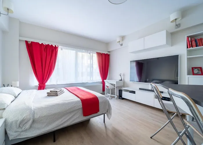 Luxury In The Eu Area Apartament *