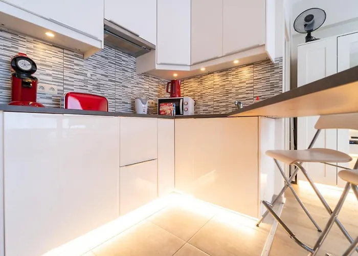 Luxury In The Eu Area * Bruksela