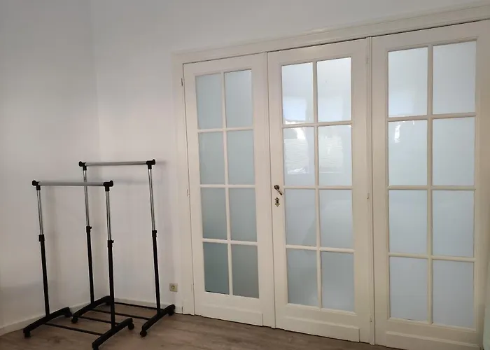 The Brussels-laken * Brüsszel