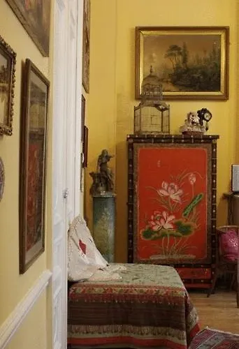 Hotel Les Bluets Brussels