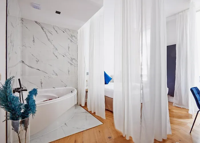 Les Ecrins Szálloda