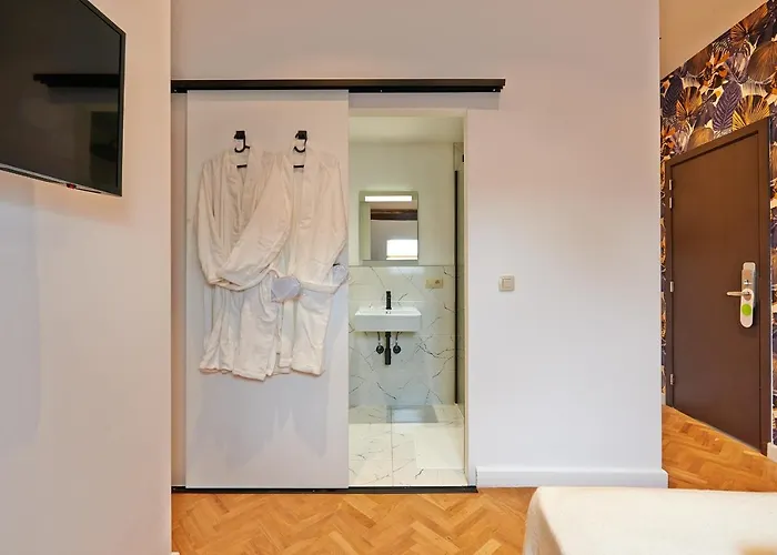 호텔 Les Ecrins 3*