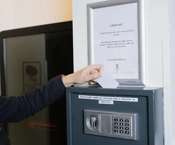 B-aparthotel Grand Place