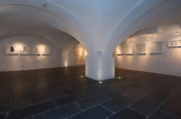 Azimut Flathotel Aparthotel