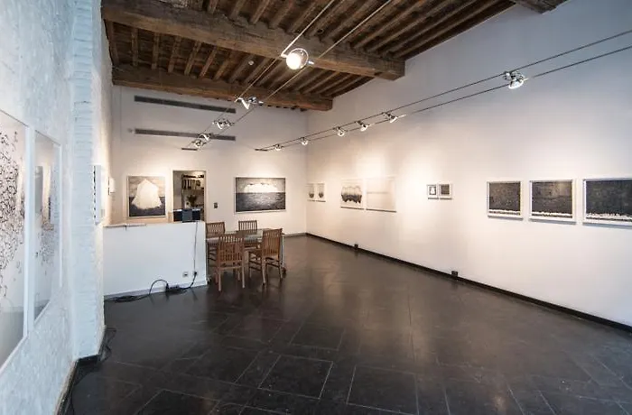 Aparthotel Azimut Flathotel 3*