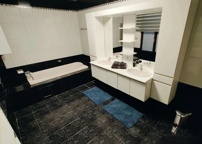 アパート Modern Duplex 100m2 Perfect To Visit ブリュッセル