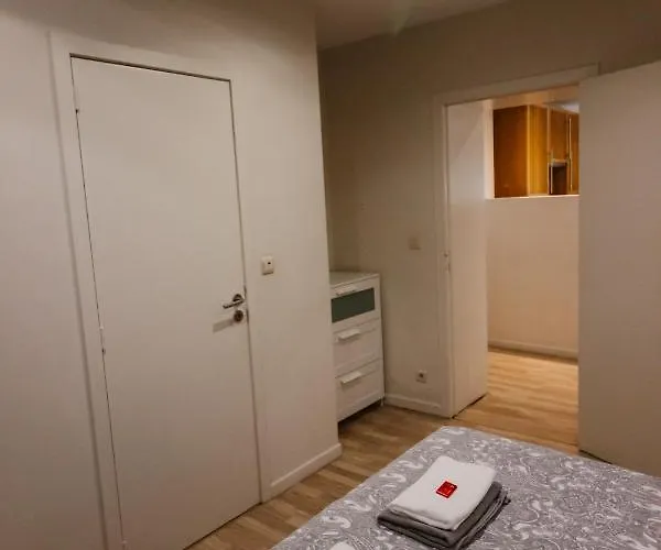 And Cozy In Apart Otel Brüksel