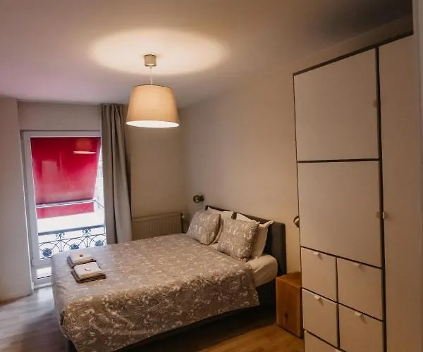 And Cozy In 3* Brüksel