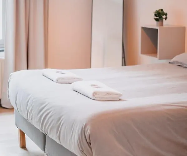 And Cozy In Apart Otel