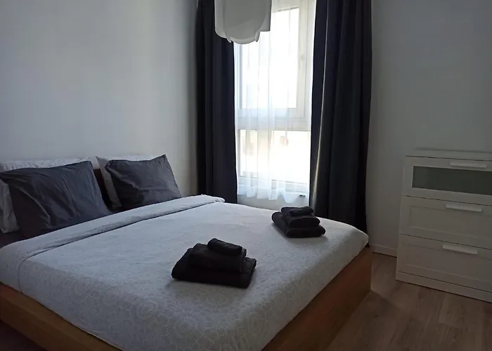 Midi-suede Apartment Brüssel