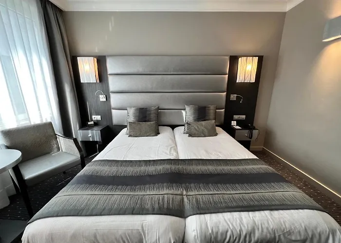 Western Royal Centre Hotel