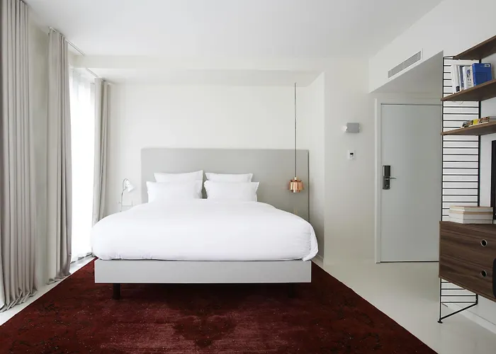 Otel 9hotel Sablon 4*