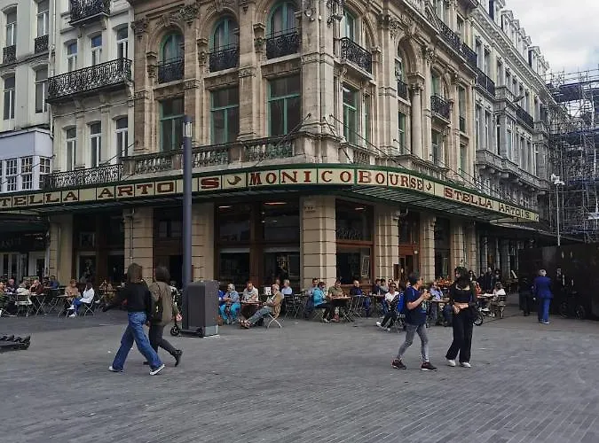 Cosy With Canal View