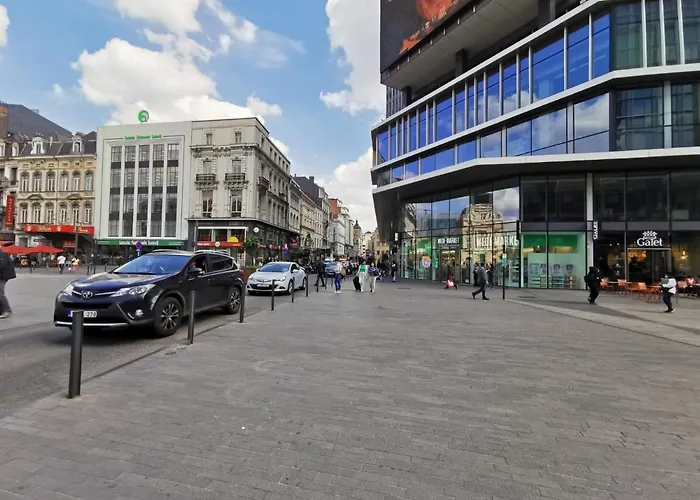 Charming Duplex On The Canal *