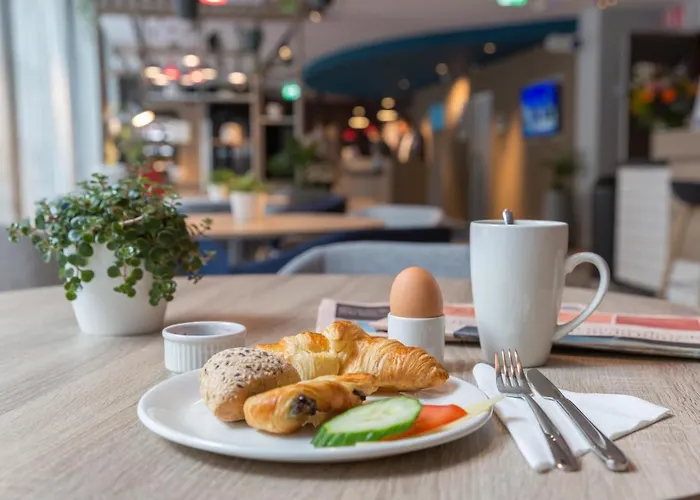 Express Brussels-grand-place By Ihg Otel Brüksel