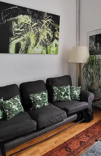 Bright Close To Zaventem Airport *