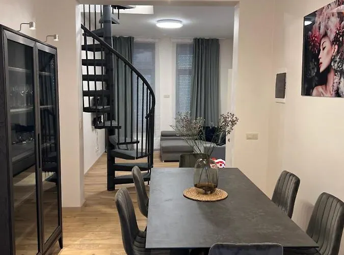 Exclusive Two-level With Private Terrace On The Canal Apartamento Bruselas